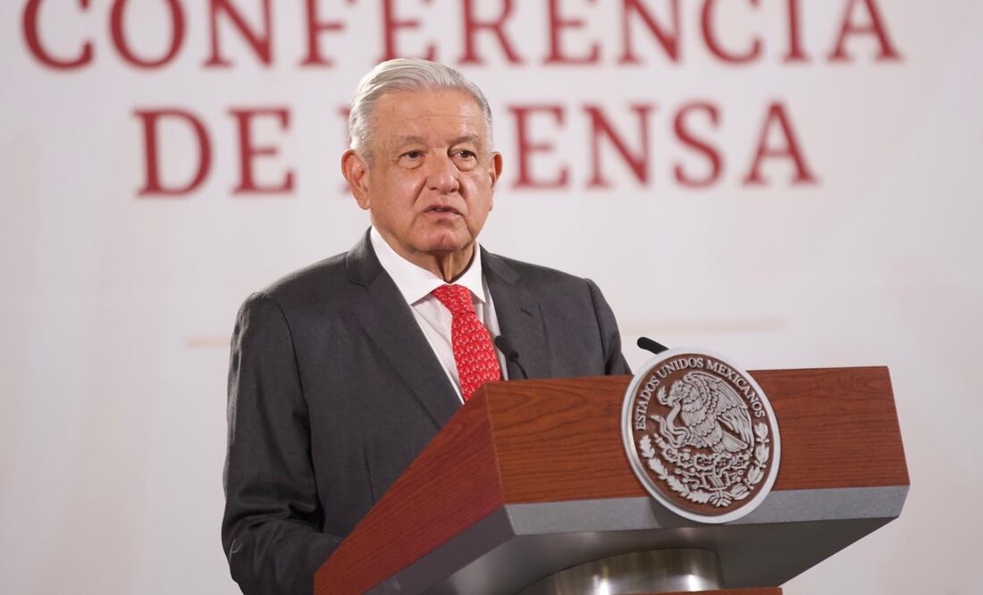 Andrés Manuel y la marcha de Mussolini