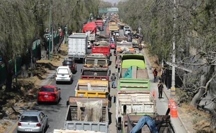 Transportistas bloquean la Tenango-Toluca; protestan contra "contratos de protección"