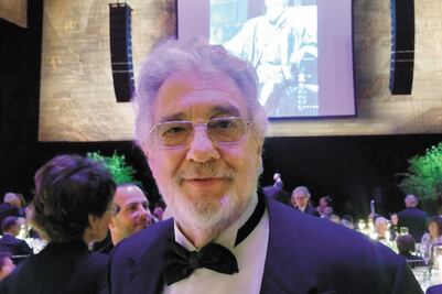 Salen en defensa de Plácido Domingo