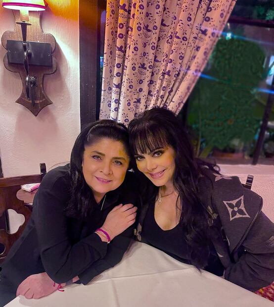 Maribel Guardia y Victoria Ruffo. Fuente: Instagram @maribelguardia
