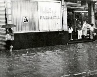 Las cuatro formas de bañarse en 1917