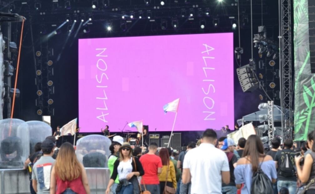 Alisson recuerda al Myspace y se rebela al tiempo en el Pa'l Norte