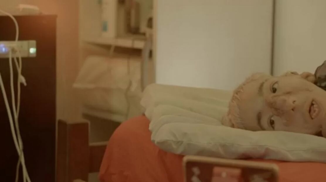 "Soy raro, soy deforme, lo voy a contar todo": escritor argentino cuenta su experiencia con fibromatosis 