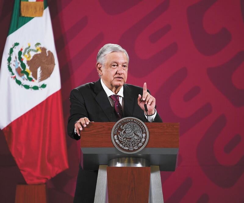 El presidente Andrés Manuel López Obrador llamó a la población a seguir cuidándose y continuar con las medidas sanitarias emitidas por las autoridades. Foto: HUGO GARCÍA. EL UNIVERSAL