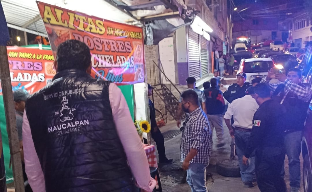 Los puestos de “micheladas” fueron detectados en el operativo que recorrió diversas colonias del municipio. Foto: Especial 