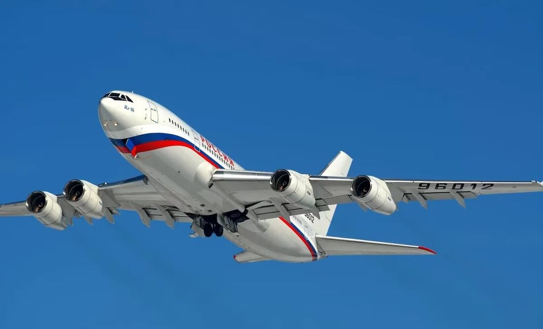 El Ilyushin Il-96 RA-96012 presidencial ruso. FOTO: ESPECIAL