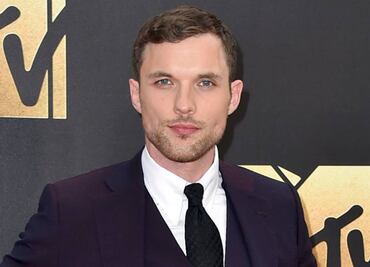 Critican elección de Ed Skrein para "Hellboy"