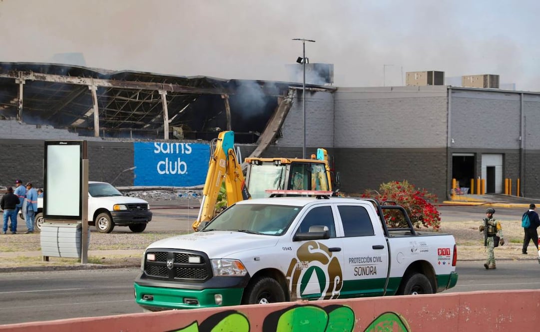 Incendio consume tienda del Sam’s Club en Hermosillo, Sonora (12/02/2026). Foto: Especial