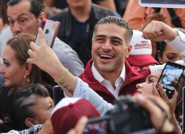 Epigmenio Ibarra destaca honor de Harfuch; "es la actitud que no tuvo Ebrard", dice