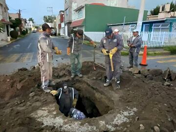 Nuevo socavón se forma en Toluca, Edomex; el segundo en esta temporada de lluvias