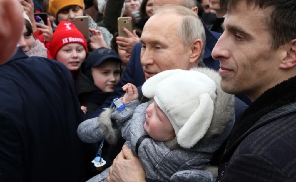 Vladimir Putin: machismo, sexualidad y la infancia sin amor, las claves del hombre fuerte de Rusia