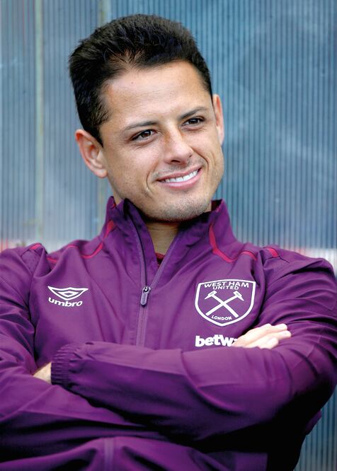 Javier Hernández respeta que cada quien juegue donde quiera (REUTERS)