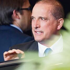 Avalan investigar a jefe de gabinete de Bolsonaro