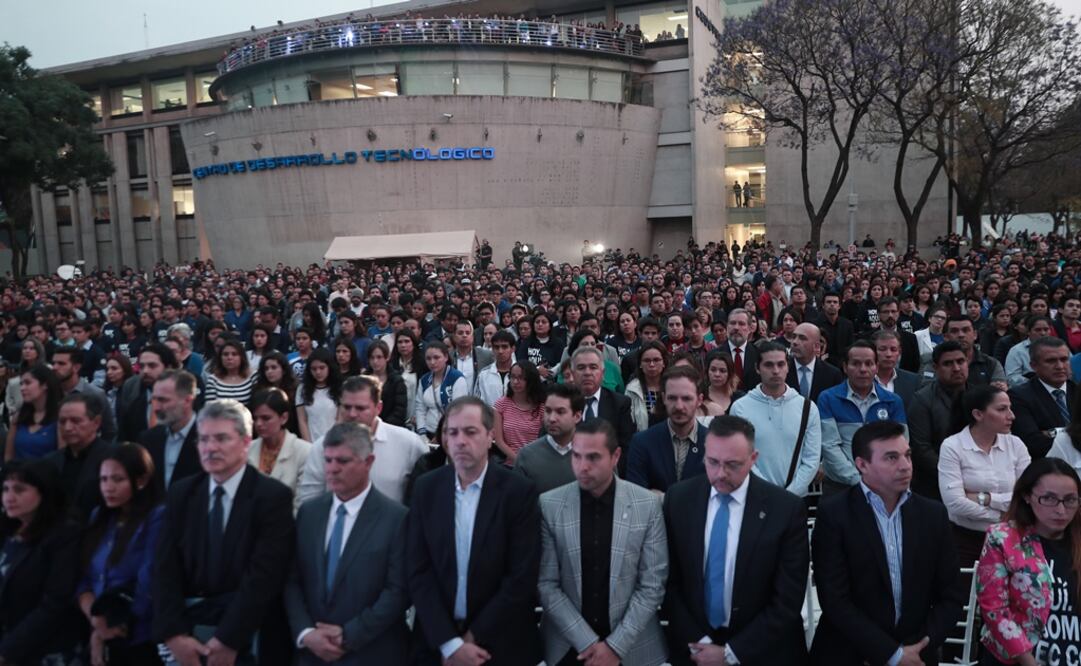 Los "borregos salvajes" se despidieron de su campus y recordaron los momentos en los cuales se formaron como profesionistas. /Alejandra Leyva - EL UNIVERSAL