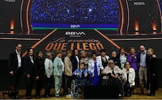 Presentan el documental “La ovación que llegó 55 años tarde” que rinde homenaje a las Pioneras del 71