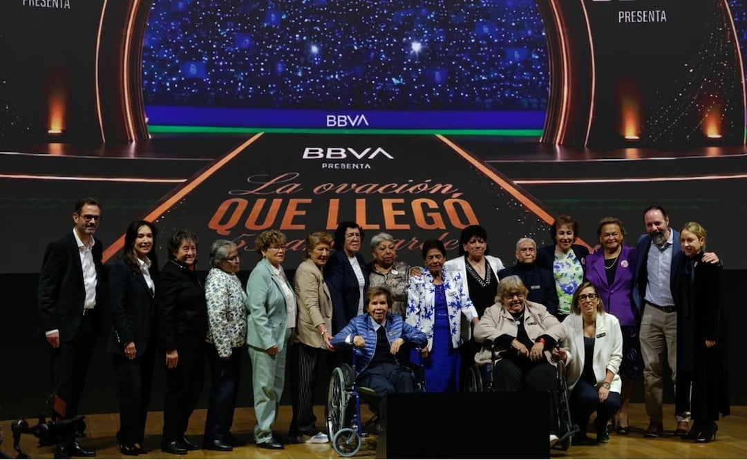 Presentan el documental “La ovación que llegó 55 años tarde” que rinde homenaje a las Pioneras del 71 - Foto: Fernanda Dávalos | EL UNIVERSAL