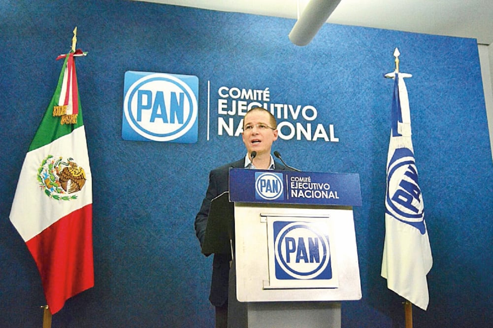 Ricardo Anaya, dirigente panista, insistió en que es evidente que el candidat o del PRI rebasó el tope de campaña y, por lo tanto, se debe anular la contienda (ARCHIVO EL UNIVERSAL)