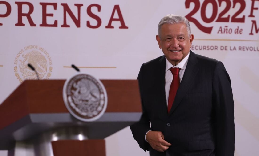 López Obrador señaló que la instrucción que tiene Pablo Gómez es que toda información vinculada con personas políticamente expuestas deben de ser analizadas y de inmediato entregadas a la Fiscalía. Foto: Berenice Fregoso