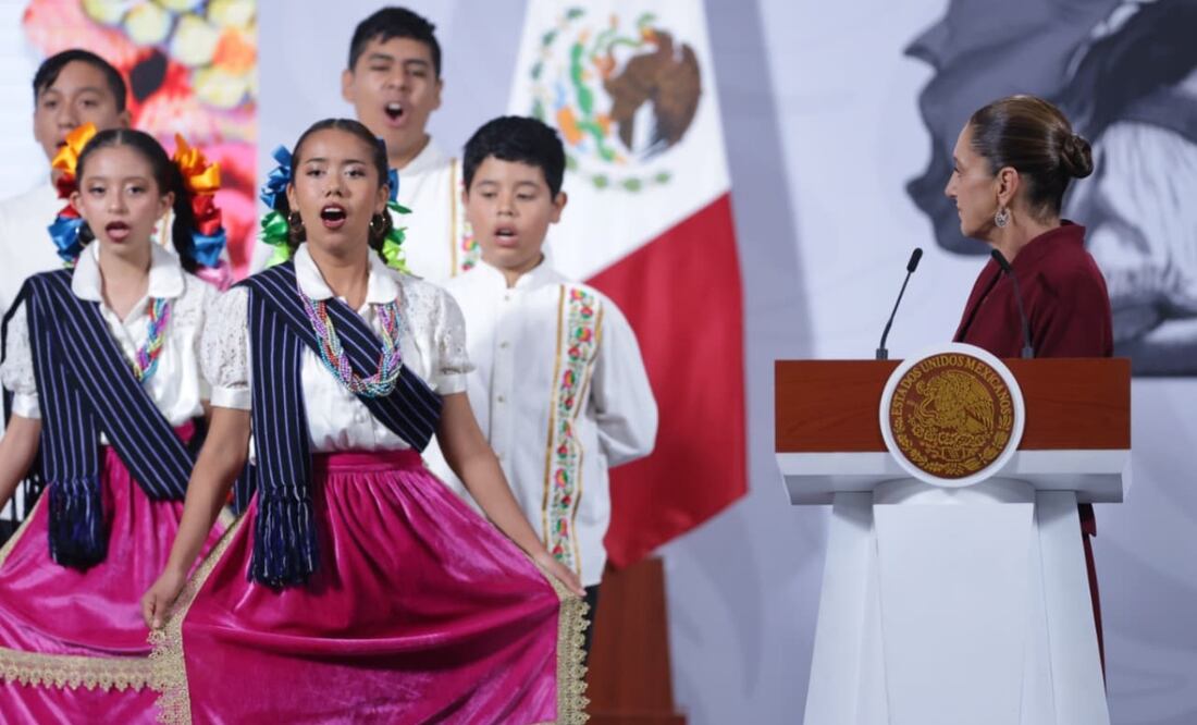 Presidenta Claudia Sheinbaum presenta Fiestas de las Culturas Comunitarias en Palacio Nacional (07/11/2025). Foto: Fernanda Rojas / EL UNIVERSAL