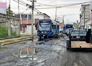 Llegan baches al camino del Trolebús tras anegación