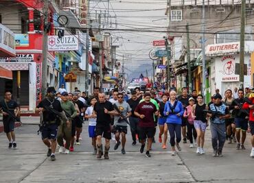Alcaldesa de Frontera Comalapa sale a correr con escoltas