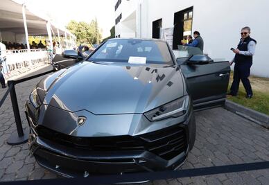 Subasta de autos de lujo recauda más de 28 mdp en segundo día