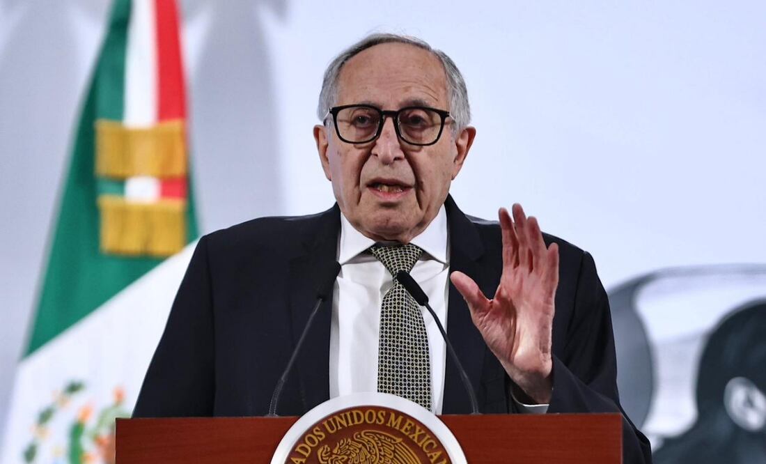 David Kershenobich en la Conferencia del Pueblo en Palacio Nacional (29/05/25). Fotos: Berenice Fregoso/ EL UNIVERSAL