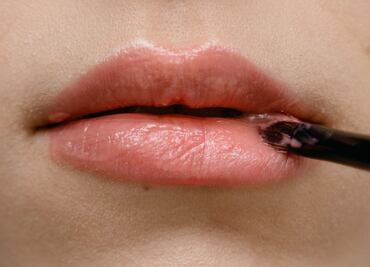 5 exfoliantes caseros para mantener tus labios suaves