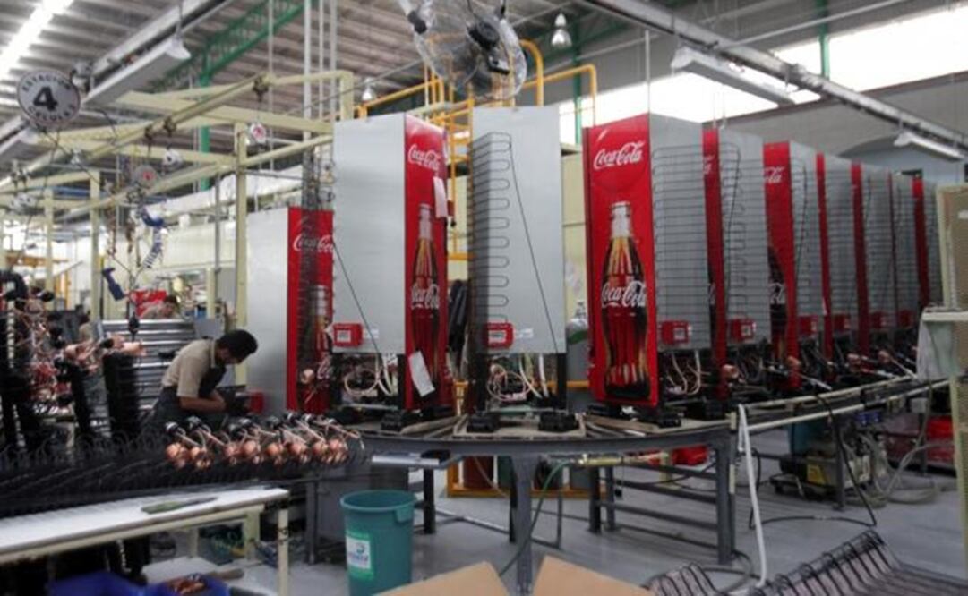 En 2017, Femsa destinó cerca de 770 millones de dólares para la embotelladora Coca-Cola Femsa (Foto: Archivo EL UNIVERSAL)