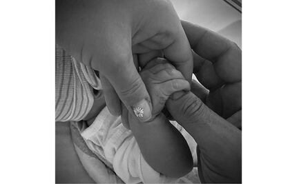 Nace hija de Katy Perry; la reciben con tierno mensaje