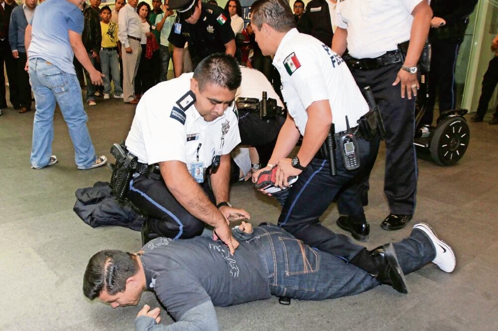 Desde 2015, la CNDH ha recibido mil 617 denuncias por detenciones arbitrarias en todo el país (ARCHIVO EL UNIVERSAL)