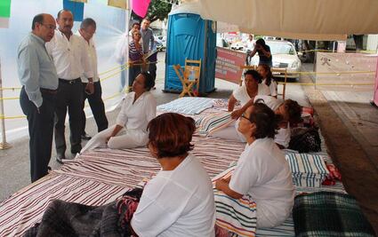 Gobierno de Chiapas instala mesa de diálogo con enfermeras