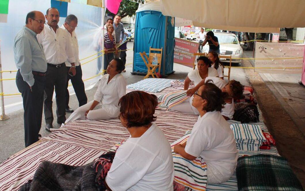 Gobierno de Chiapas instala mesa de diálogo con enfermeras