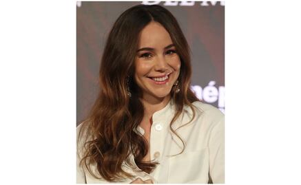 Camila Sodi comparte foto como Rubí, la critican y ella responde