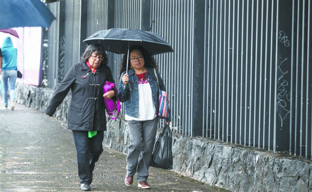 Amanece CDMX con lluvias; prevén precipitaciones durante el día