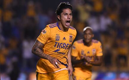 Carlos Salcedo rescata el empate para Tigres ante Santos