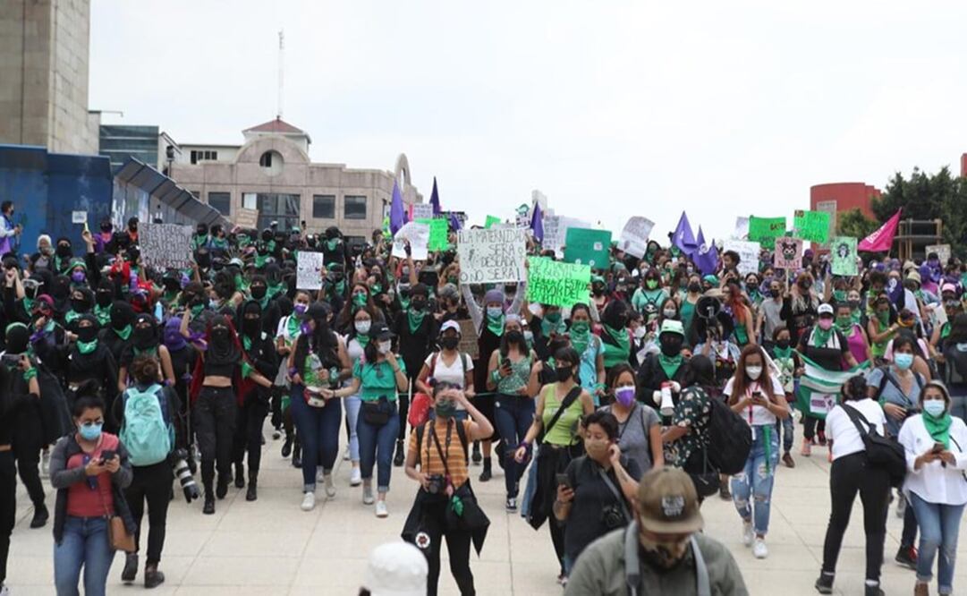 Minuto a minuto marcha feminista hoy por el aborto en CDMX 