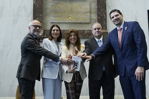 El Día del Libro en Estados Unidos: primera lectura pública de Don Quijote en el Capitolio