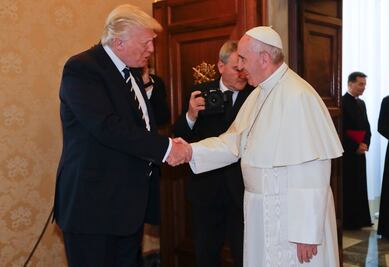 El Papa recibe en El Vaticano a Trump