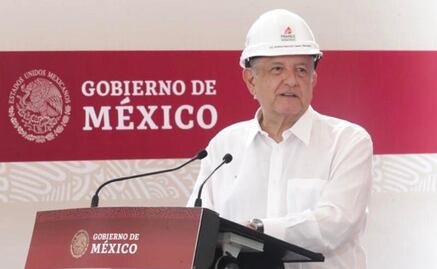 A días de irse, AMLO autoriza a Pemex diferir el pago de impuestos de agosto