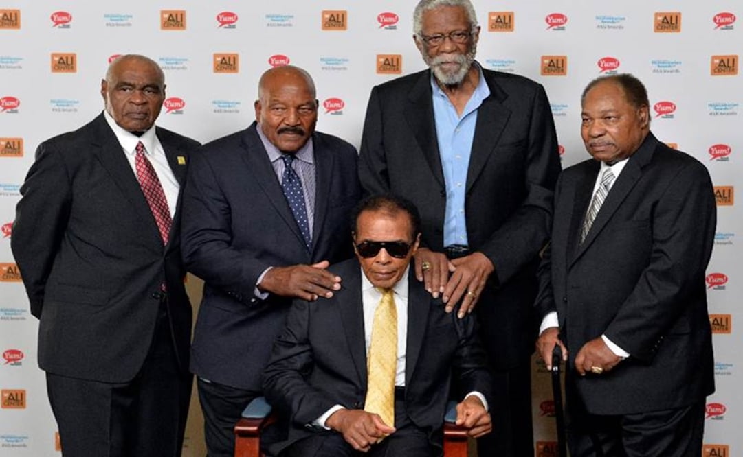 Muhammad Ali es hospitalizado 