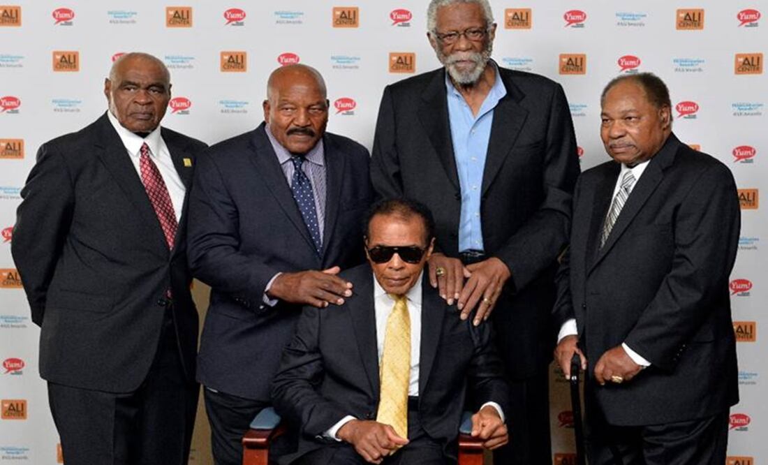 Muhammad Ali es hospitalizado