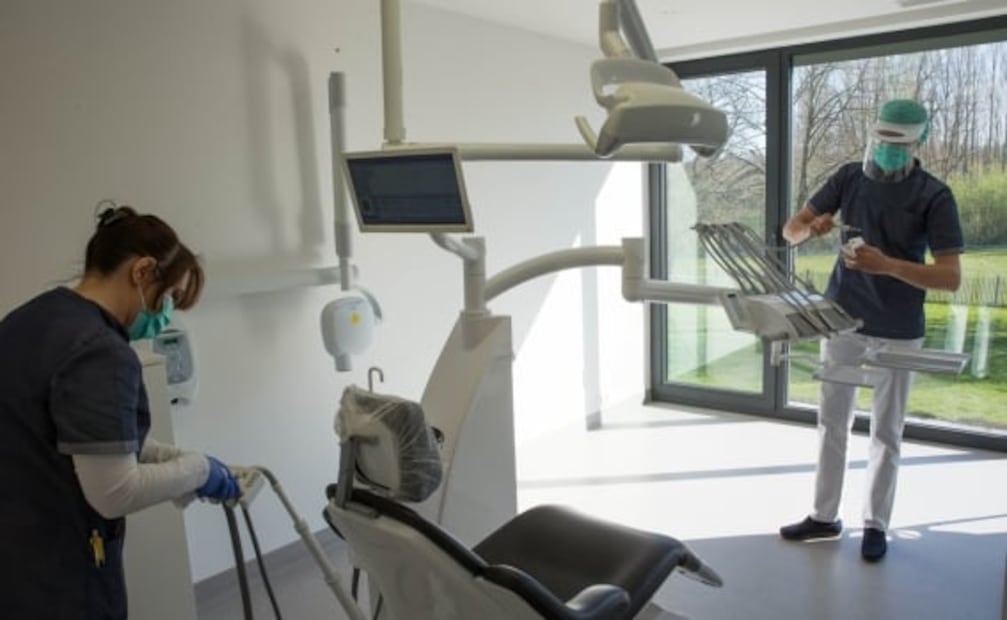 "Covid-19 cambiará la odontología en los próximos años"