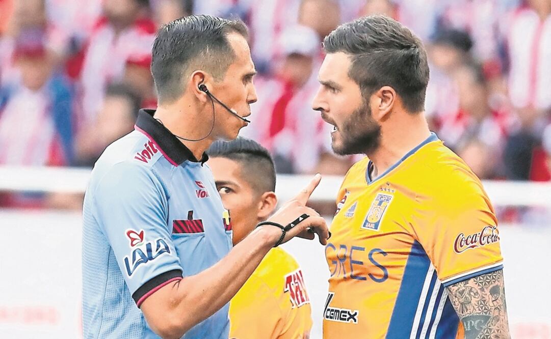 El nazareno sufrió varias confrontaciones por su decisión. (EDUARDO VERDUGO. AP)