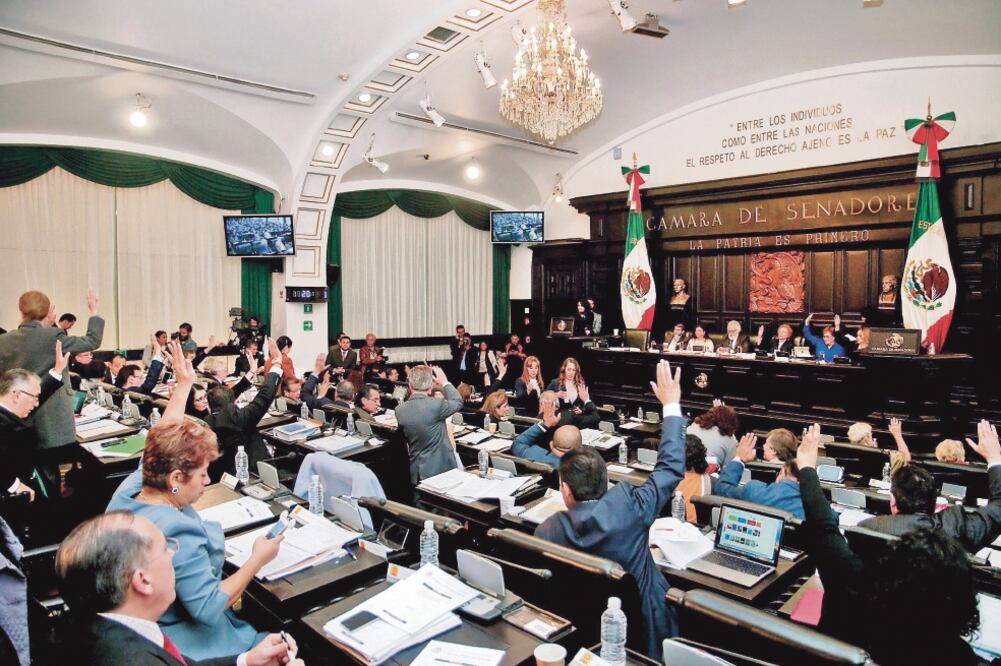 Por su experiencia, la participación de los que elaboraron la primera Constitución de la Ciudad de México será clave para el Congreso local (ARCHIVO EL UNIVERSAL)