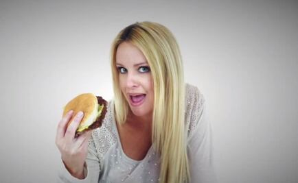 Mujer embarazada parodia éxitos de Britney Spears