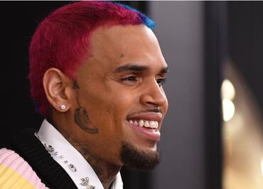 Chris Brown queda libre tras pagar fianza en caso de agresión