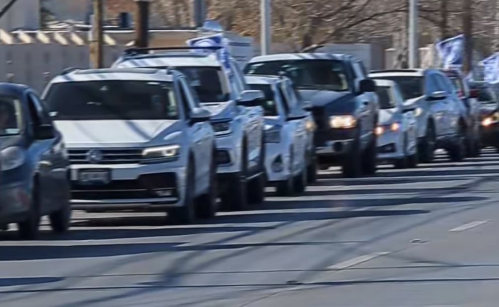 Despiden con caravana en Ciudad Juárez a Francisco Barrio Terrazas; murió el pasado 30 de diciembre.
Foto: Especial.