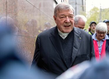 Comparece jefe de finanzas del Vaticano, acusado de abusos sexuales