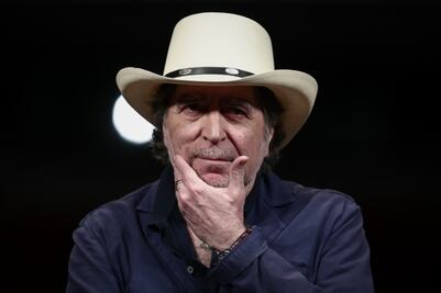 Disco de Joaquín Sabina "19 días y 500 noches" cumple 25 años